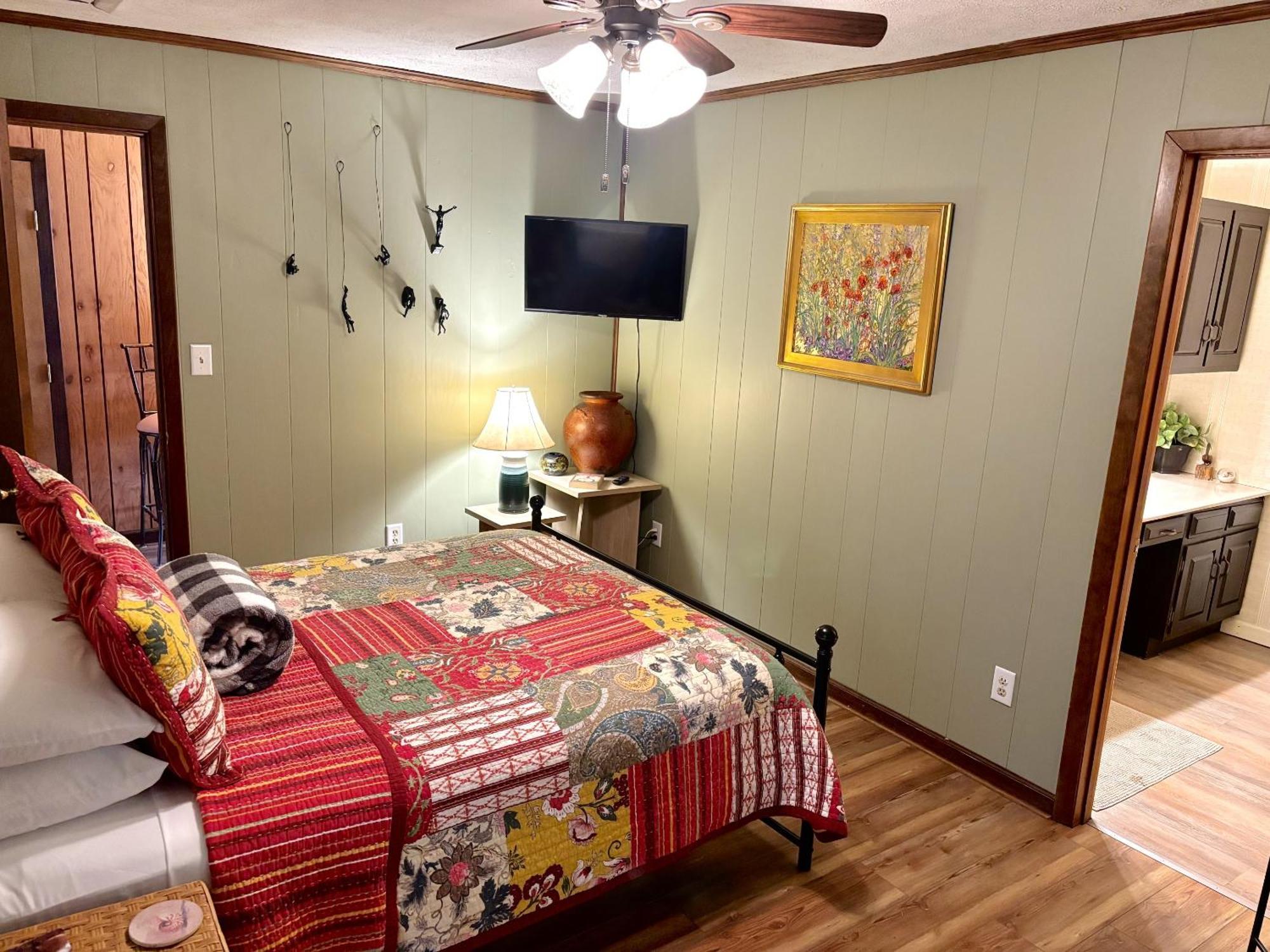 נאשוויל The Iris Garden Downtown Cottages And Suites חדר תמונה